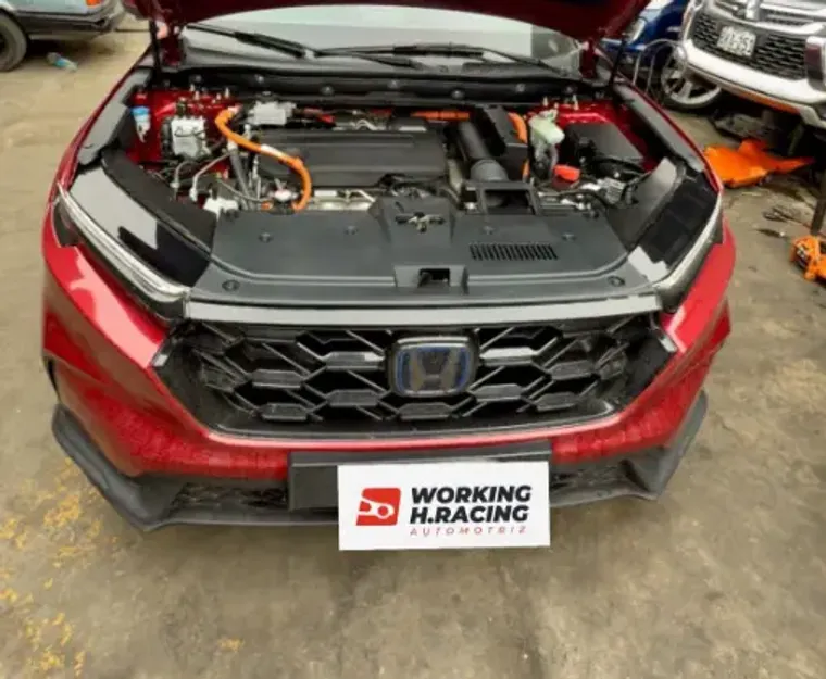 Reparación de motor Honda en taller mecánico de Santiago de Surco, Lima
